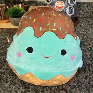 🧁Rare! Squishmallows Ice Cream Plush
